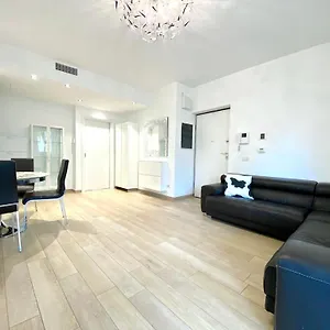 Mpm - Belinzaghi 5 6 Pax Apartamento