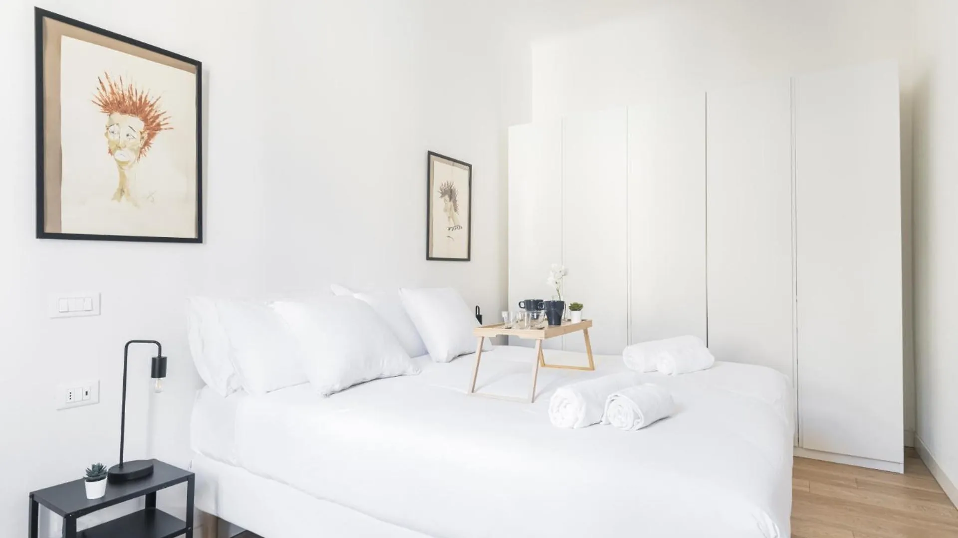 Easylife-Luminoso Appartamento In Zona Garibaldifs Milan 0*,  Italy
