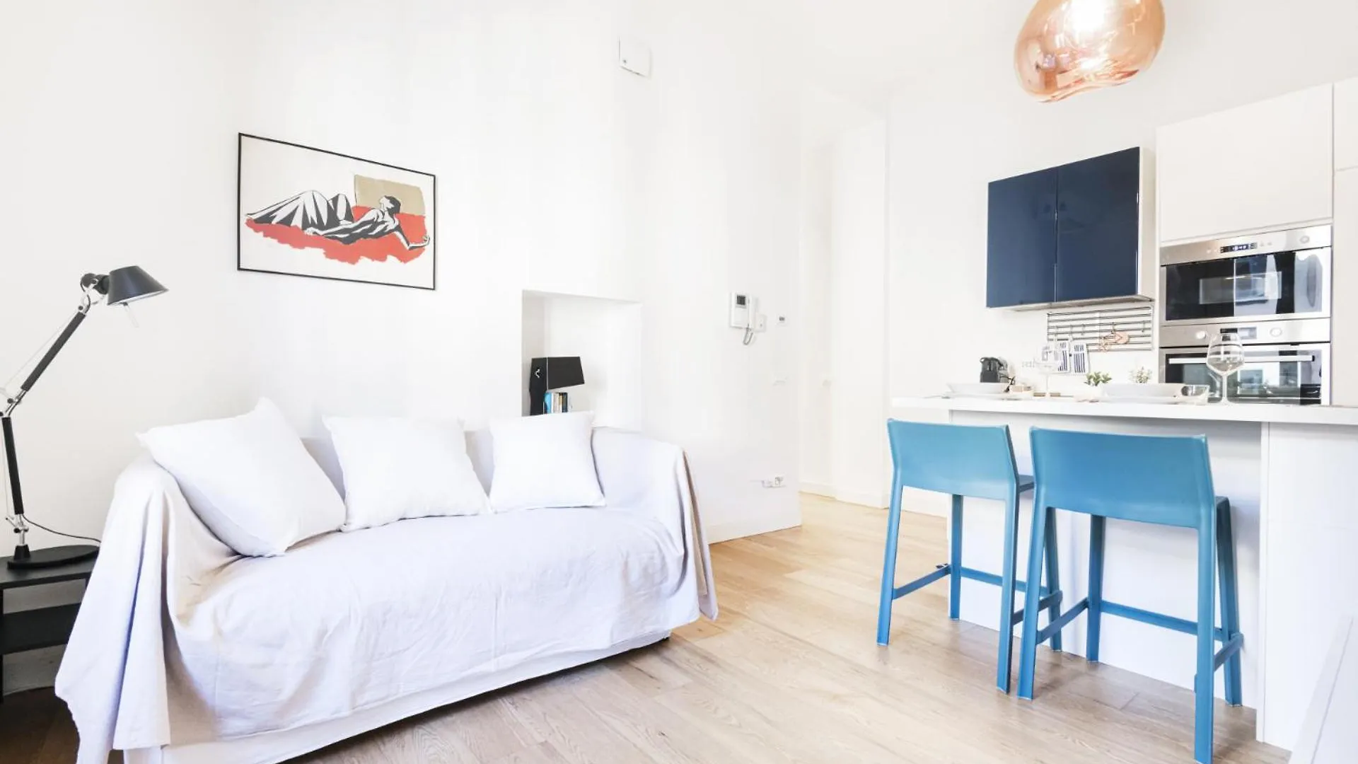 Easylife-Luminoso Appartamento In Zona Garibaldifs Milan 0*,  Italy