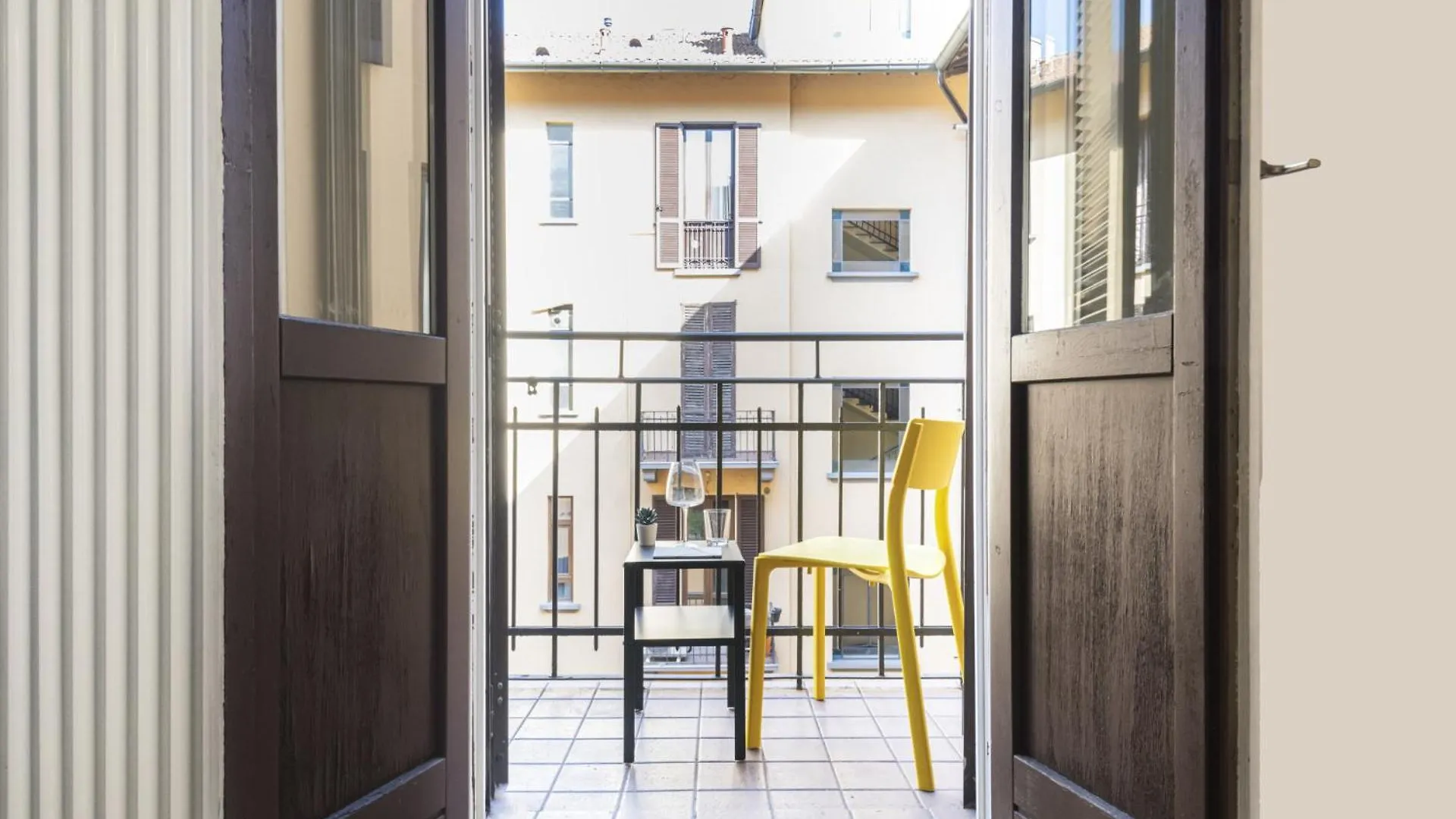 Easylife-Luminoso Appartamento In Zona Garibaldifs Milan